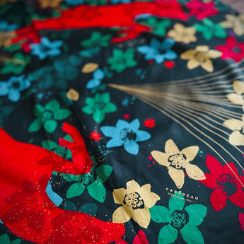 Satin Luxe Taille M : Le Cerf Se Voyant dans L'eau °25