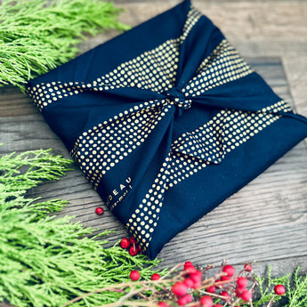 Caredeau Reusable Gift Wrap Monochrome Collection Recycled Cotton Furoshiki Juste un flirt Size S 35x35 cm midnight blue