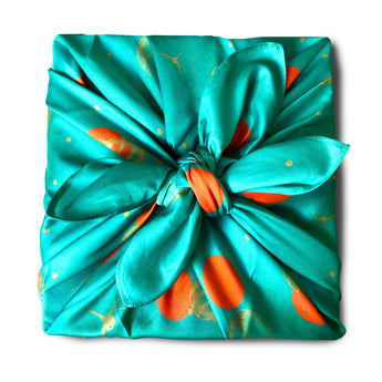Satin Luxe Size M: A Kiss at Midnight