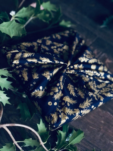 Holly Tips (night blue) 35x35cm Mat 100% Cotton